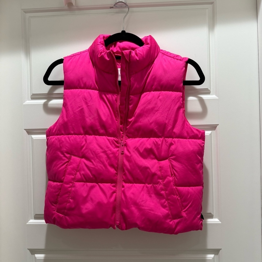 Gap Kids ColdControl Puffer Vest in Sizzling Fuchsia Pink Neon XL
